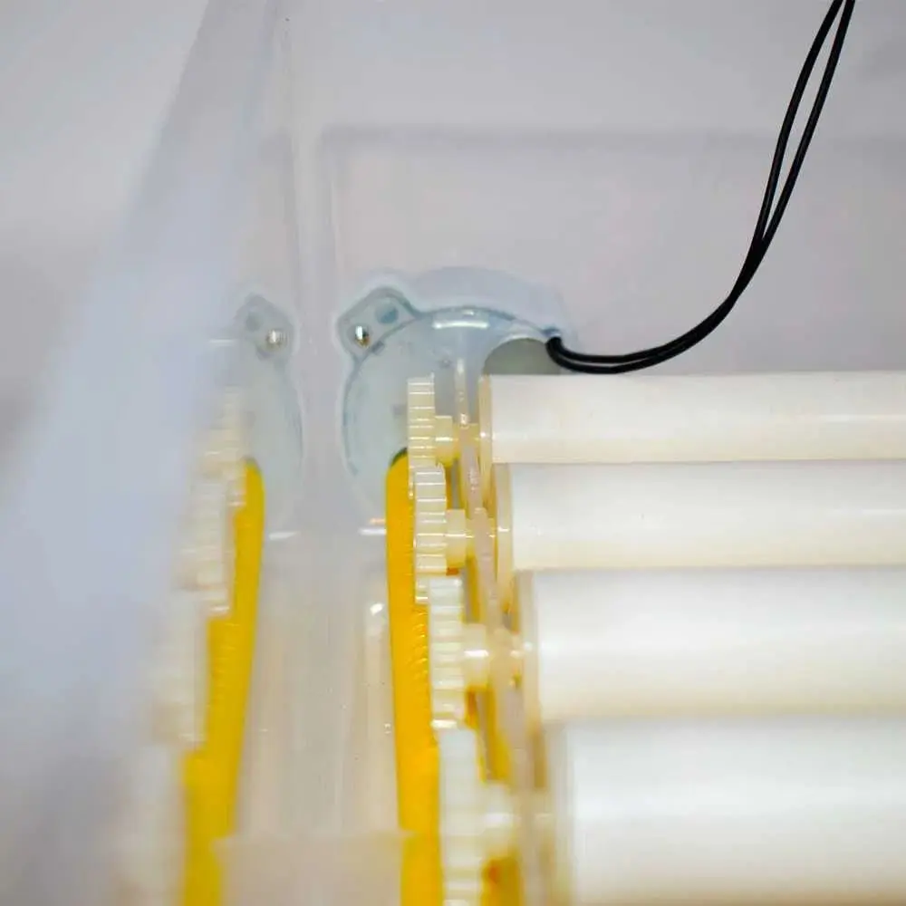 Incubator Demetra DM-176