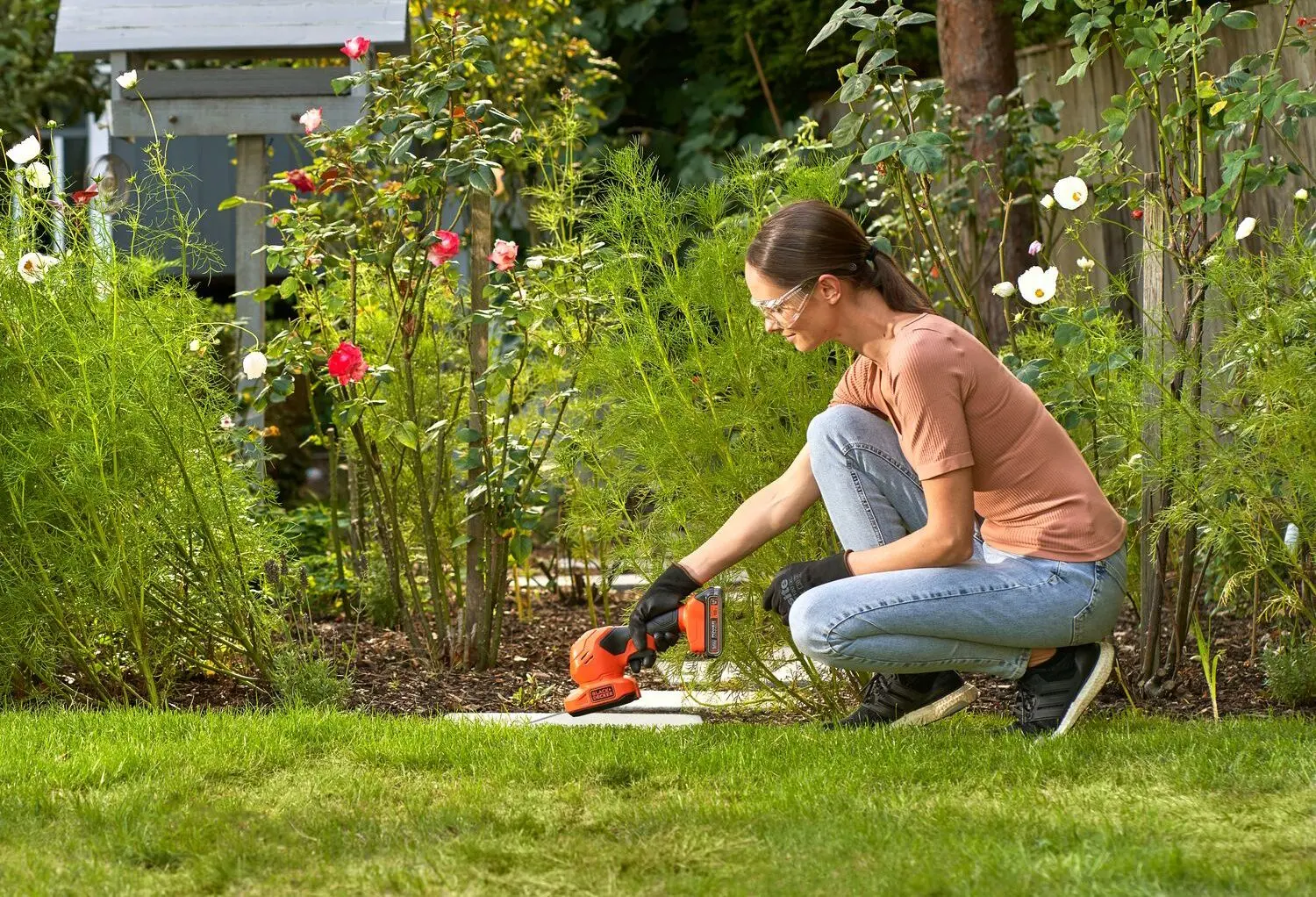 Foarfeca de tuns gard viu cu acumulator Black&Decker BCSS18D1-GB (Orange/Black)