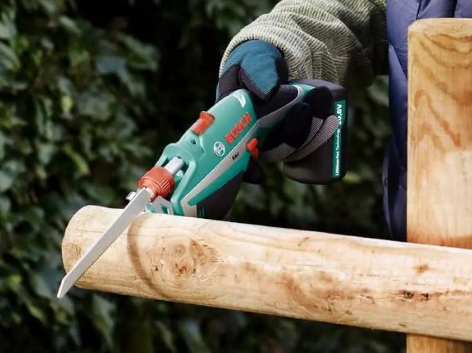 Fierestrau cu acumulator Bosch Keo 600861900