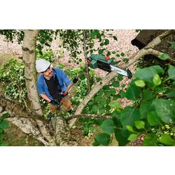 Аккумуляторная пила Bosch UniversalChainPole 18 Solo Thumb