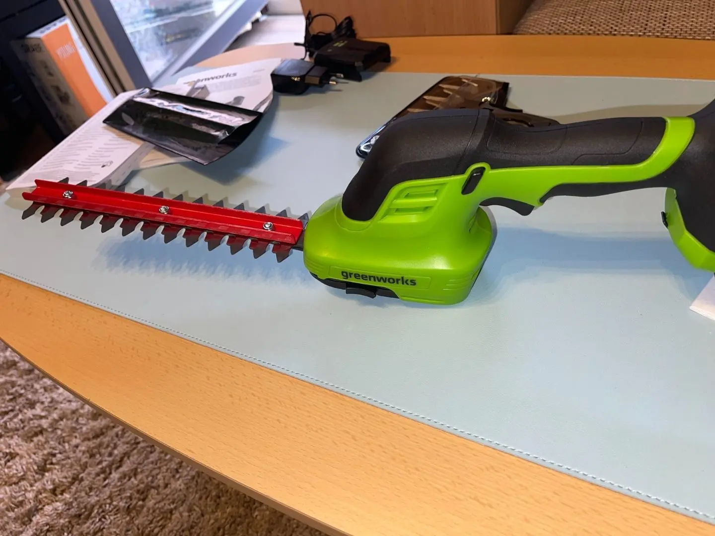 Аккумуляторные ножницы для травы и кустов GreenWorks G24SHTK2 (Green) - 3