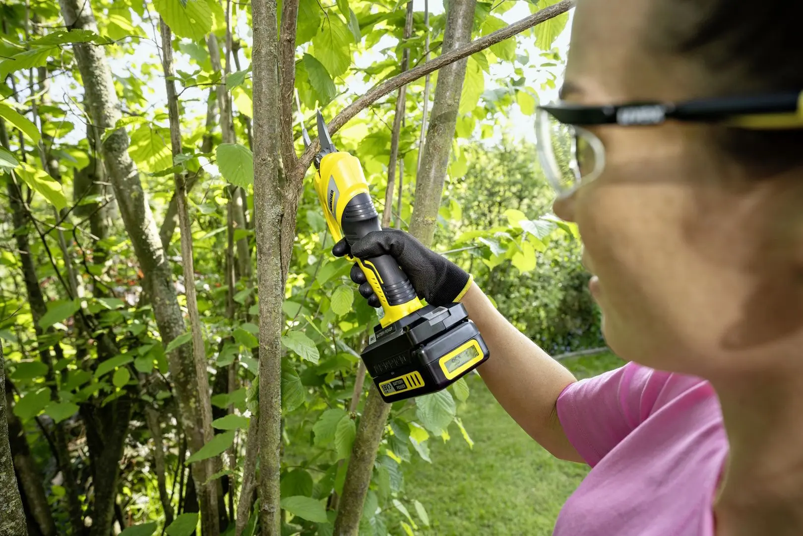 Секатор аккумуляторный Karcher TLO 2-18 1.445-340.0 (Yellow)