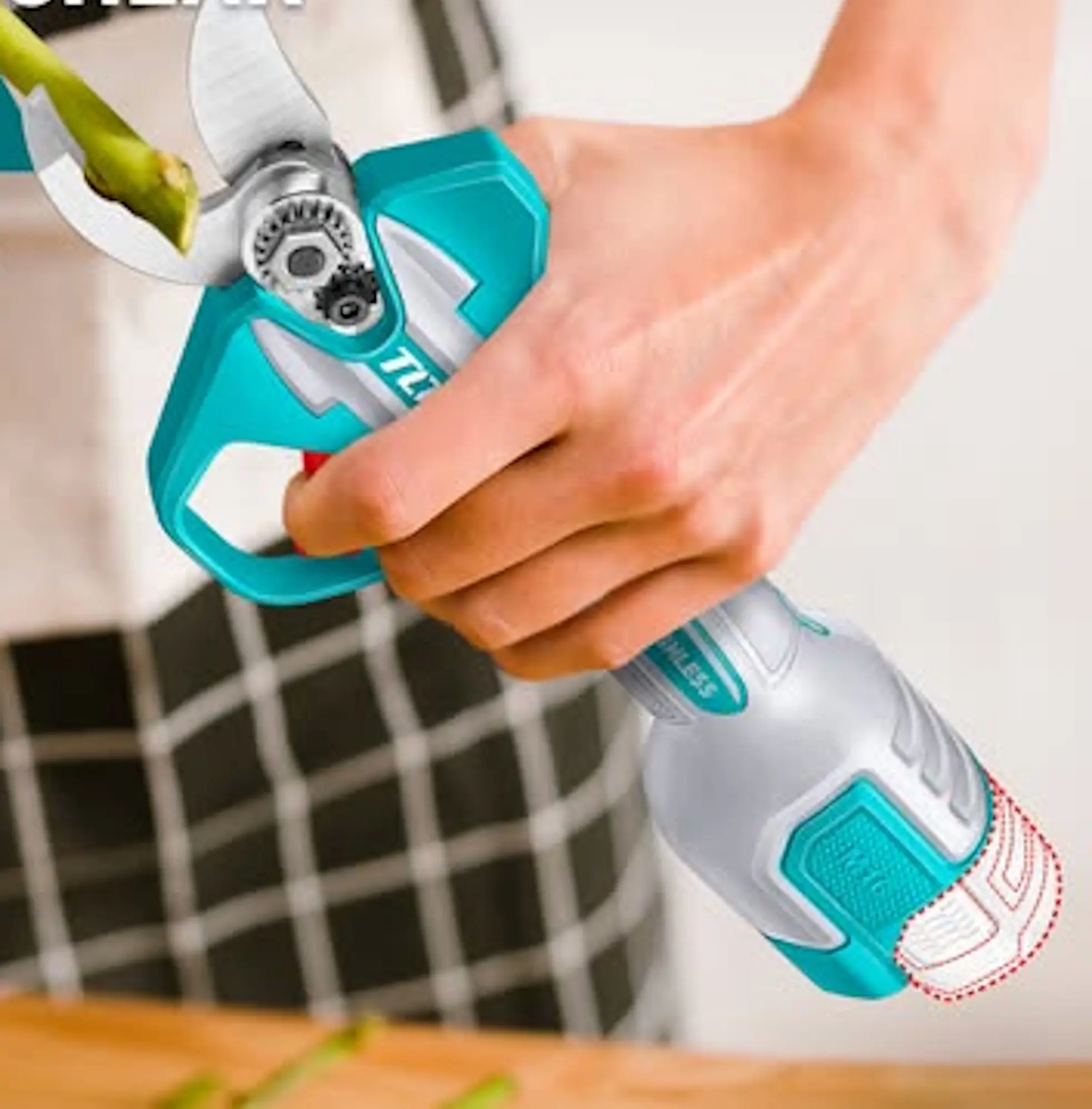 Secator cu acumulator Total TSSLI162582