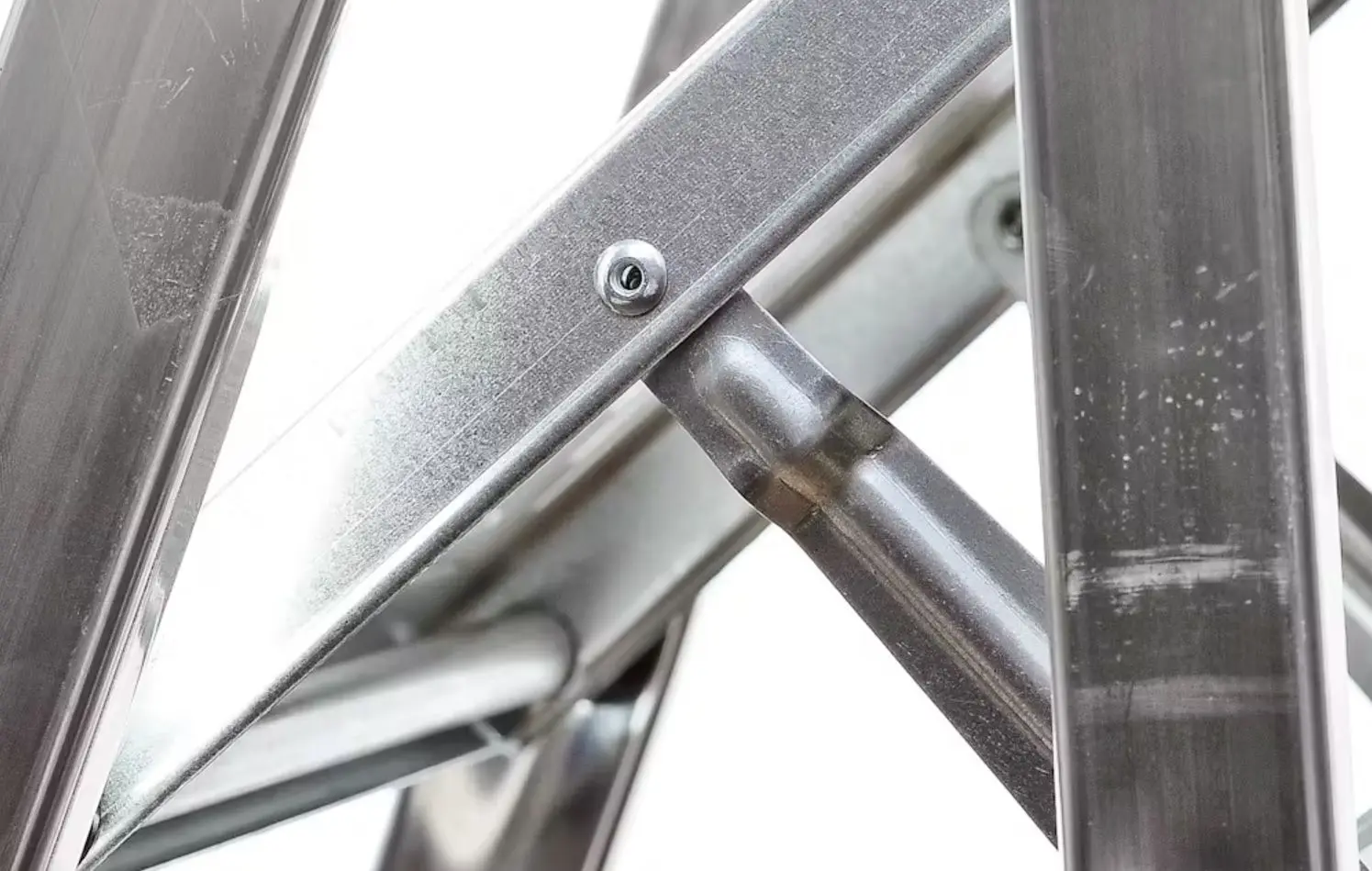 Лестница алюминиевая односторонняя Bau Welt Slim 44969