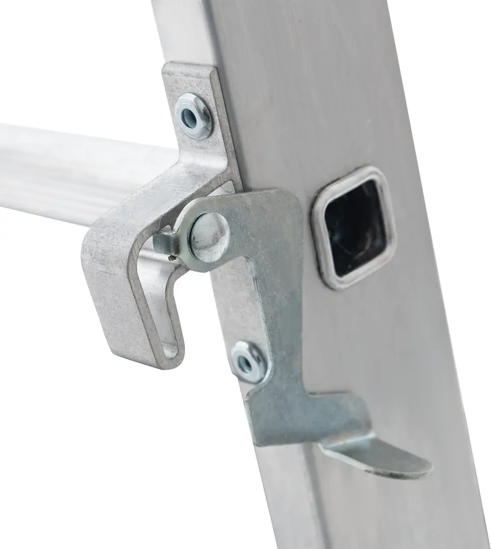 Лестница алюминиевая трехсекционна Evotools 647638 3x10