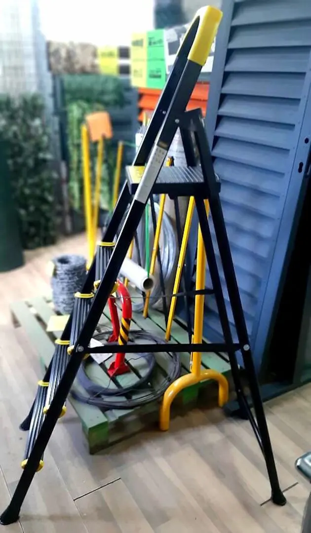 Стремянка SGS Home Step 1166 (Black/Yellow) - 3