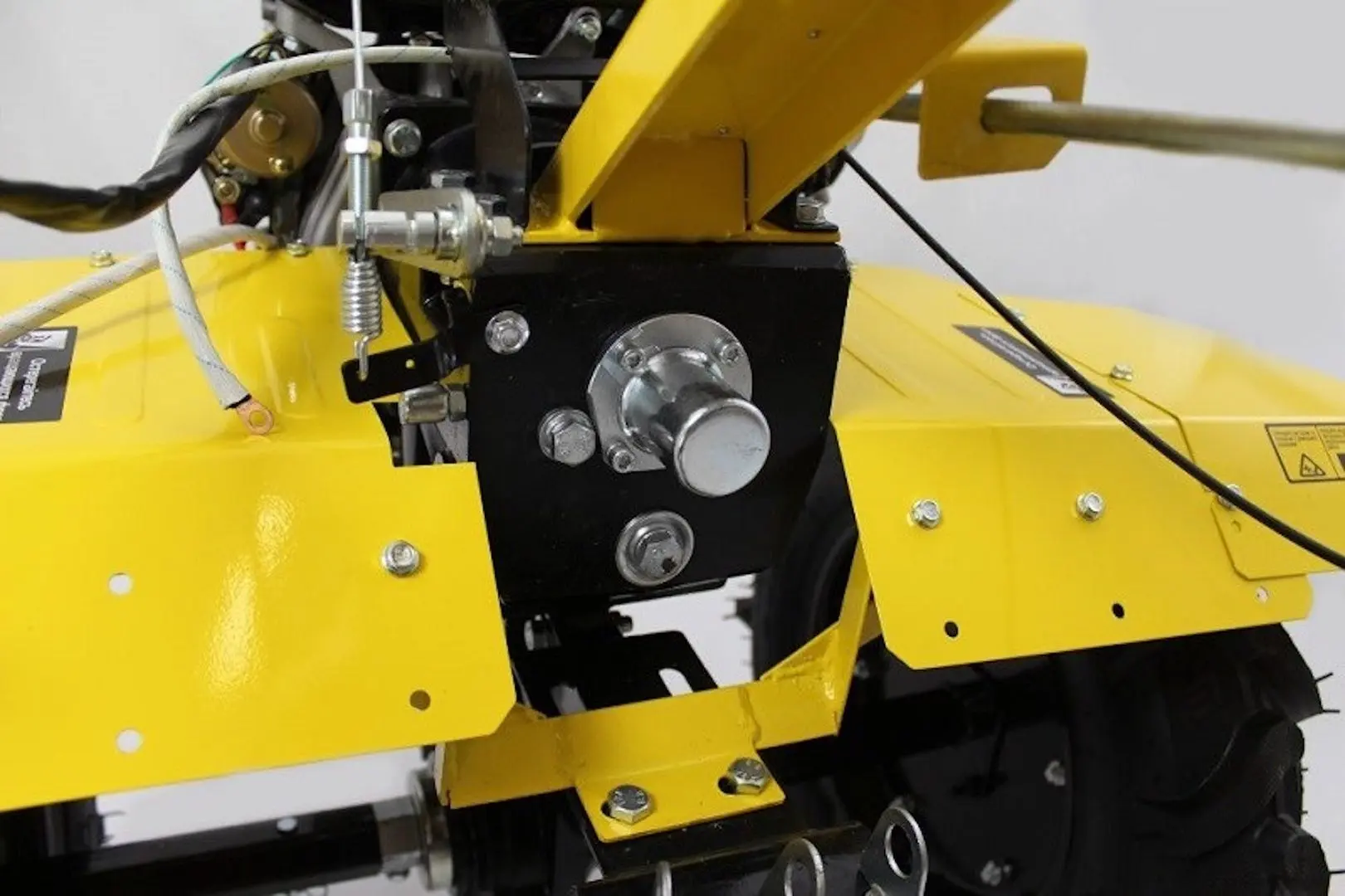 Мотокультиватор Huter MK-8000M (Black/Yellow)