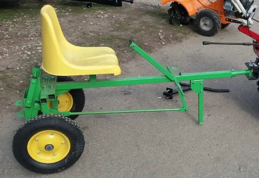 Remorca cu scaun DKD VOR57058