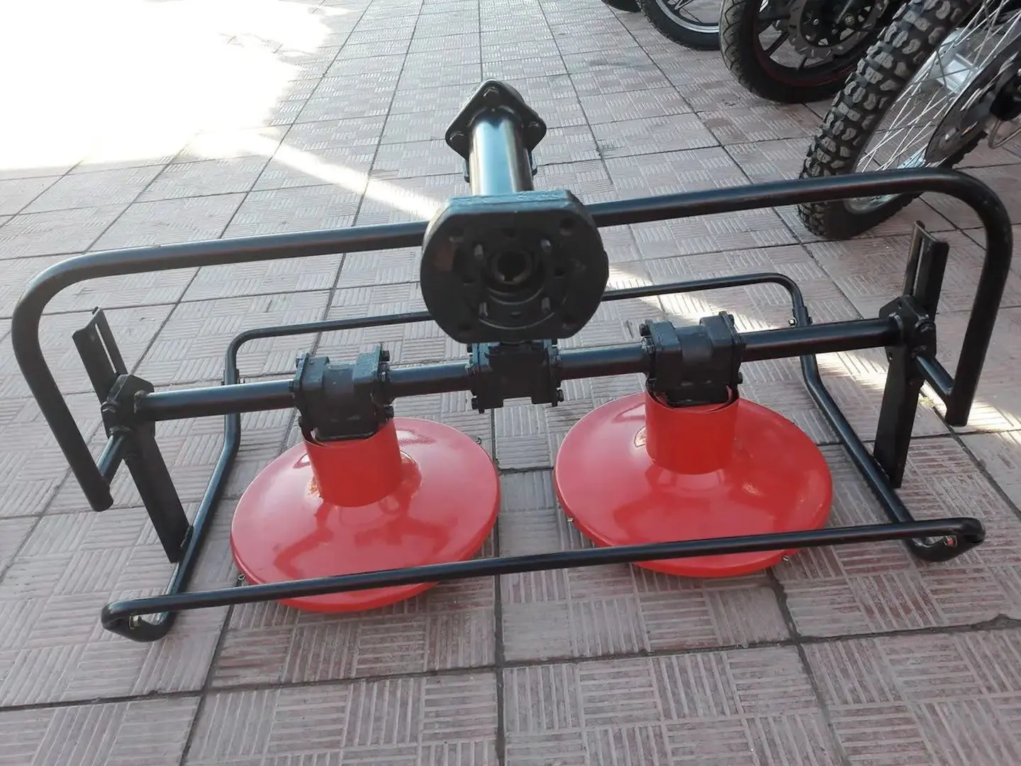 Роторная косилка для мотокультиватора Kentavr KR 02U (Black/Red)