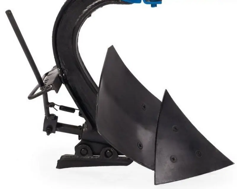 Plug pentru motocultor Z108