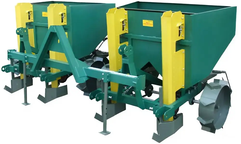 Semanatoare de cartofi pentru tractor Rosta КСТ-4