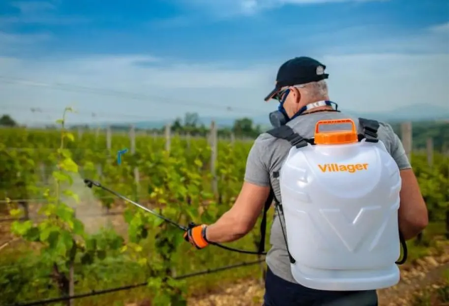 Аккумуляторный опрыскиватель Villager VBS 16 (White) - 3