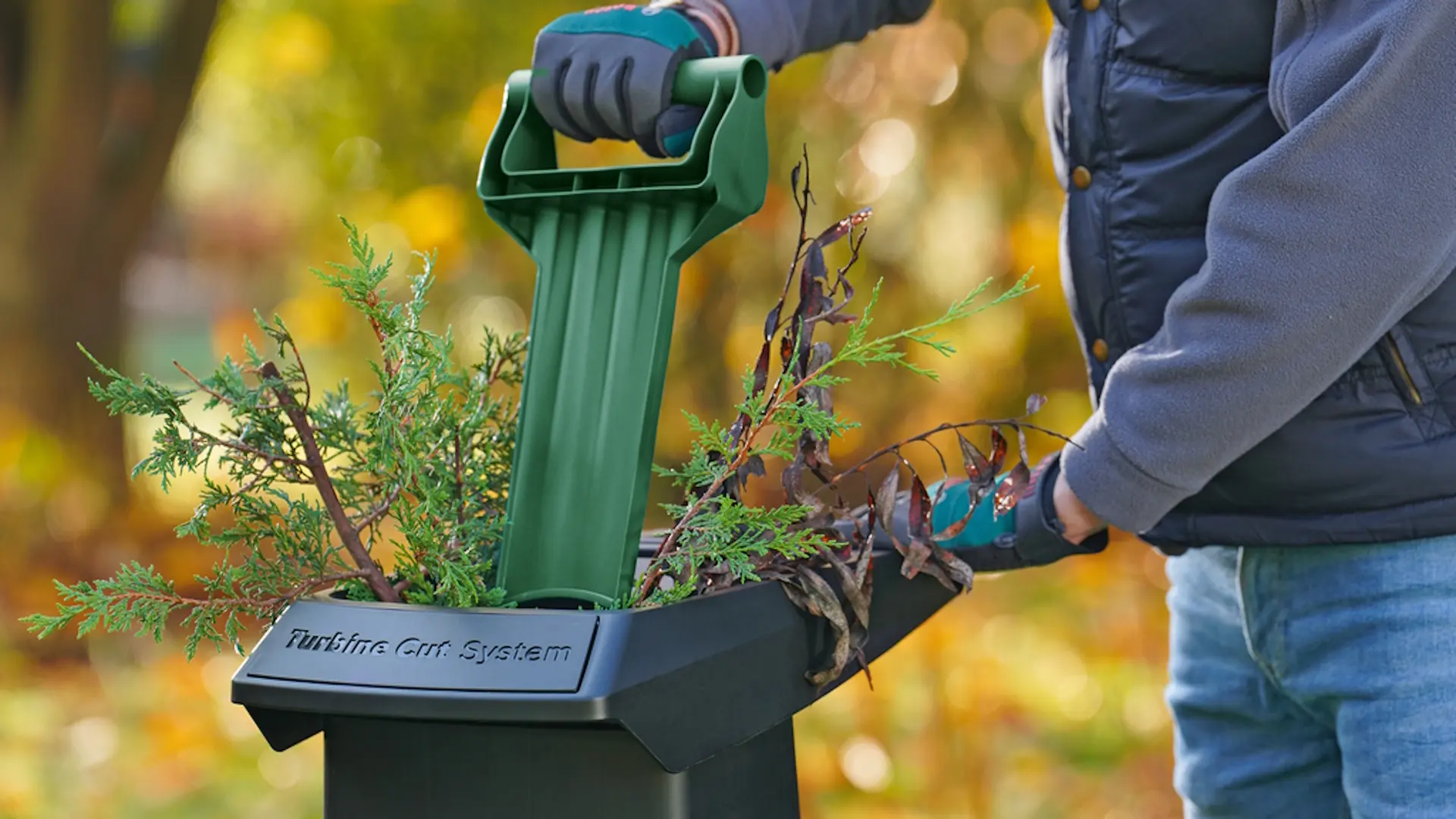 Измельчитель веток Bosch AXT 25 TC (060080330C)