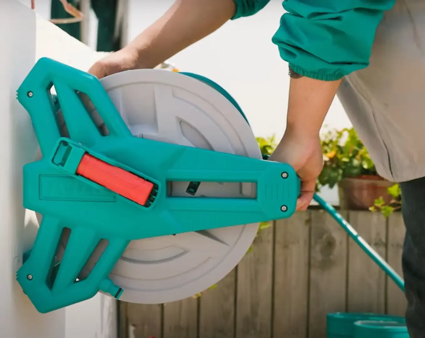 Tambur pentru furtun Total Tools THHR40122 (Turqoise/Grey)