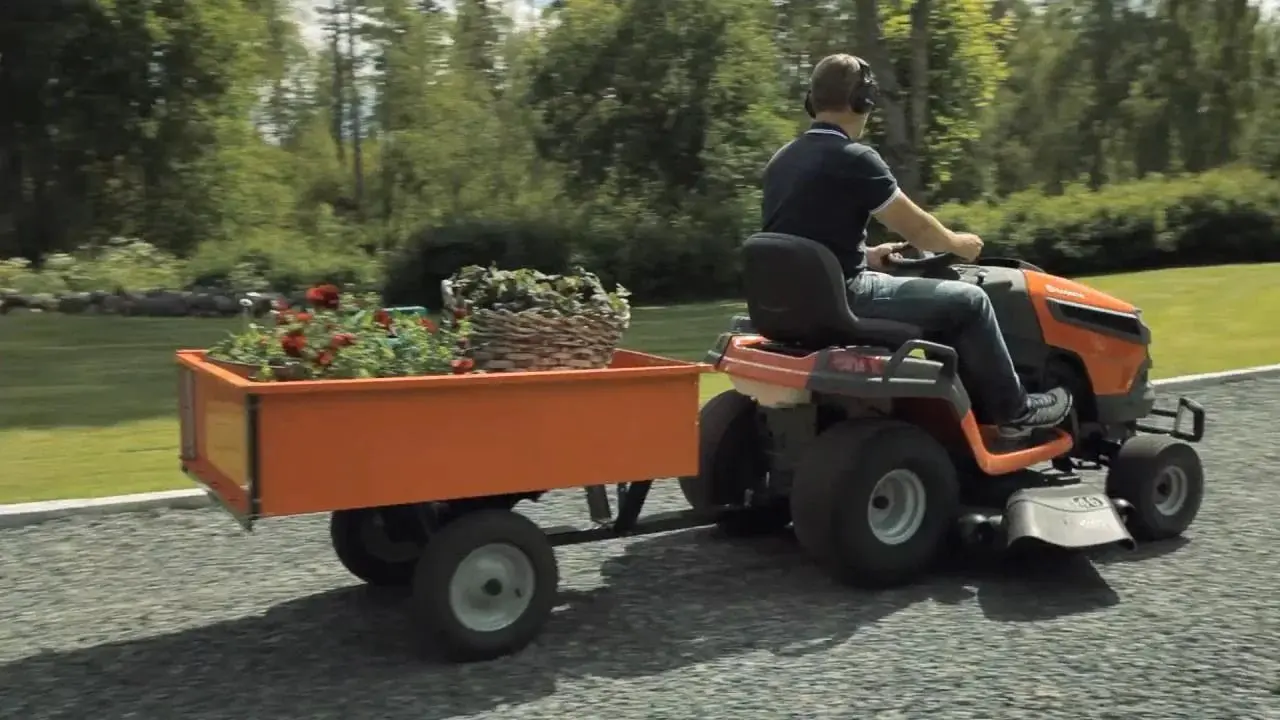 Tractor de tuns iarba Husqvarna TC 138L - 3