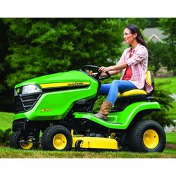 Трактор для газонов John Deere X350 Thumb