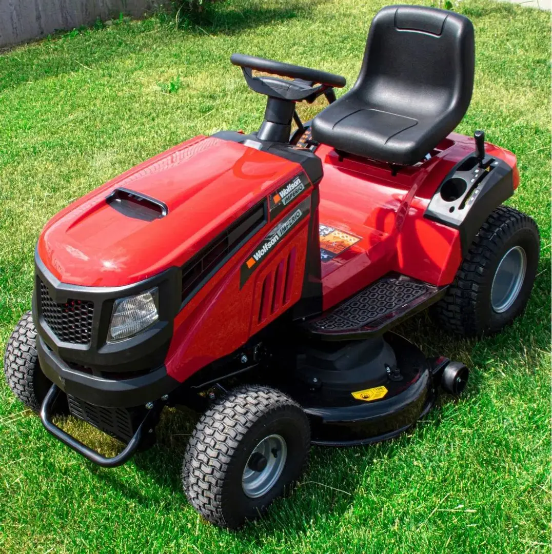 Tractor de tuns iarba Wolfson WFS180SL