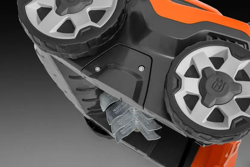 Aerator-scarificator electric Husqvarna S138C