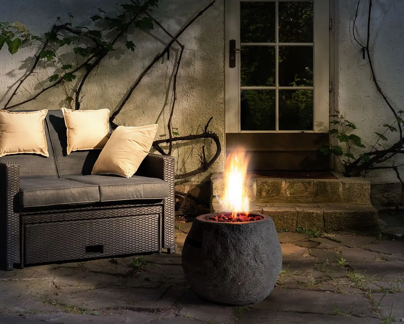 Уличный камин Blumfeldt Andros (Light Grey) - 5