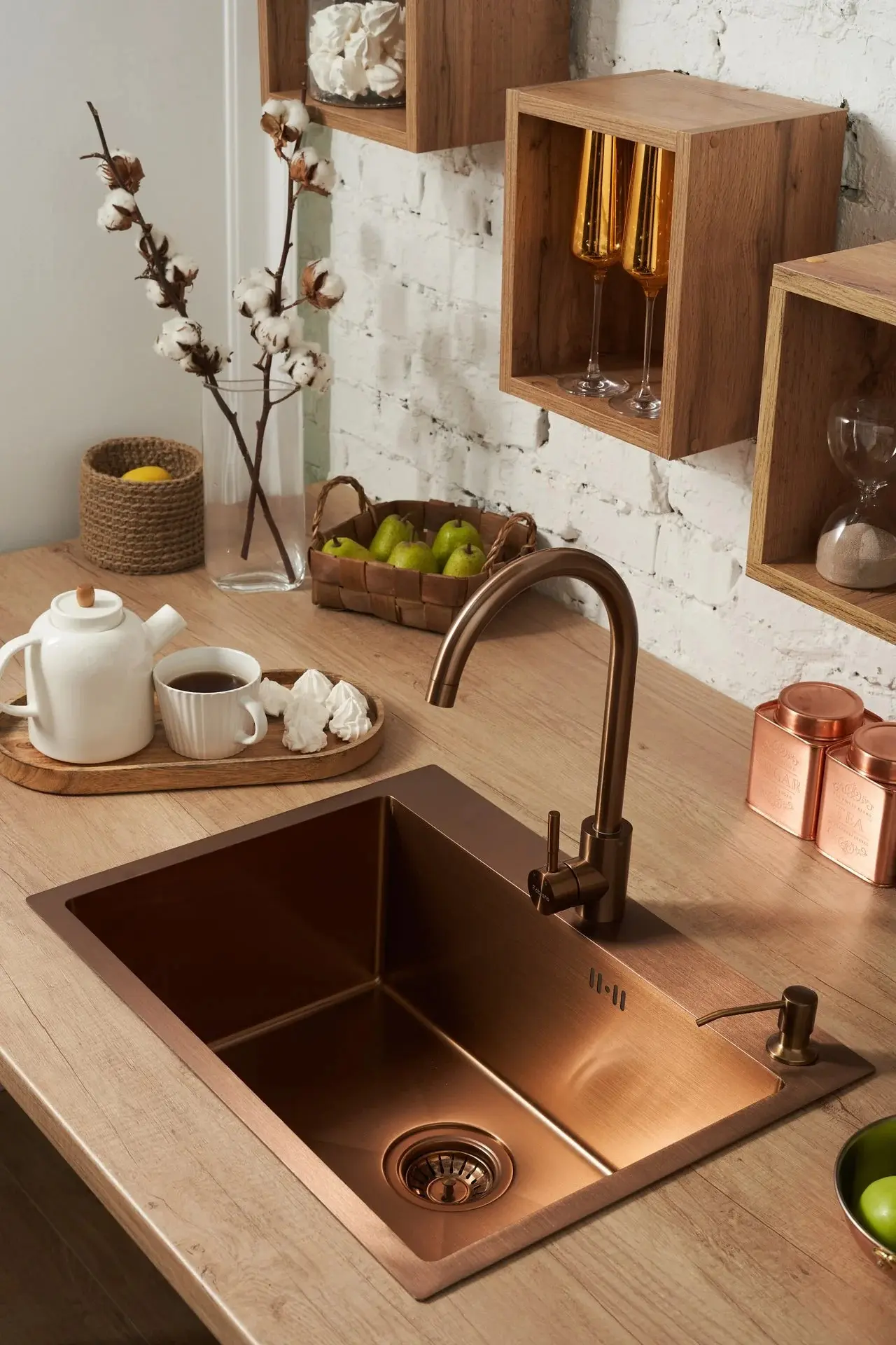 Chiuveta de bucatarie cu baterie si dozator Fabiano Nano PVD 60x45 (Bronze)