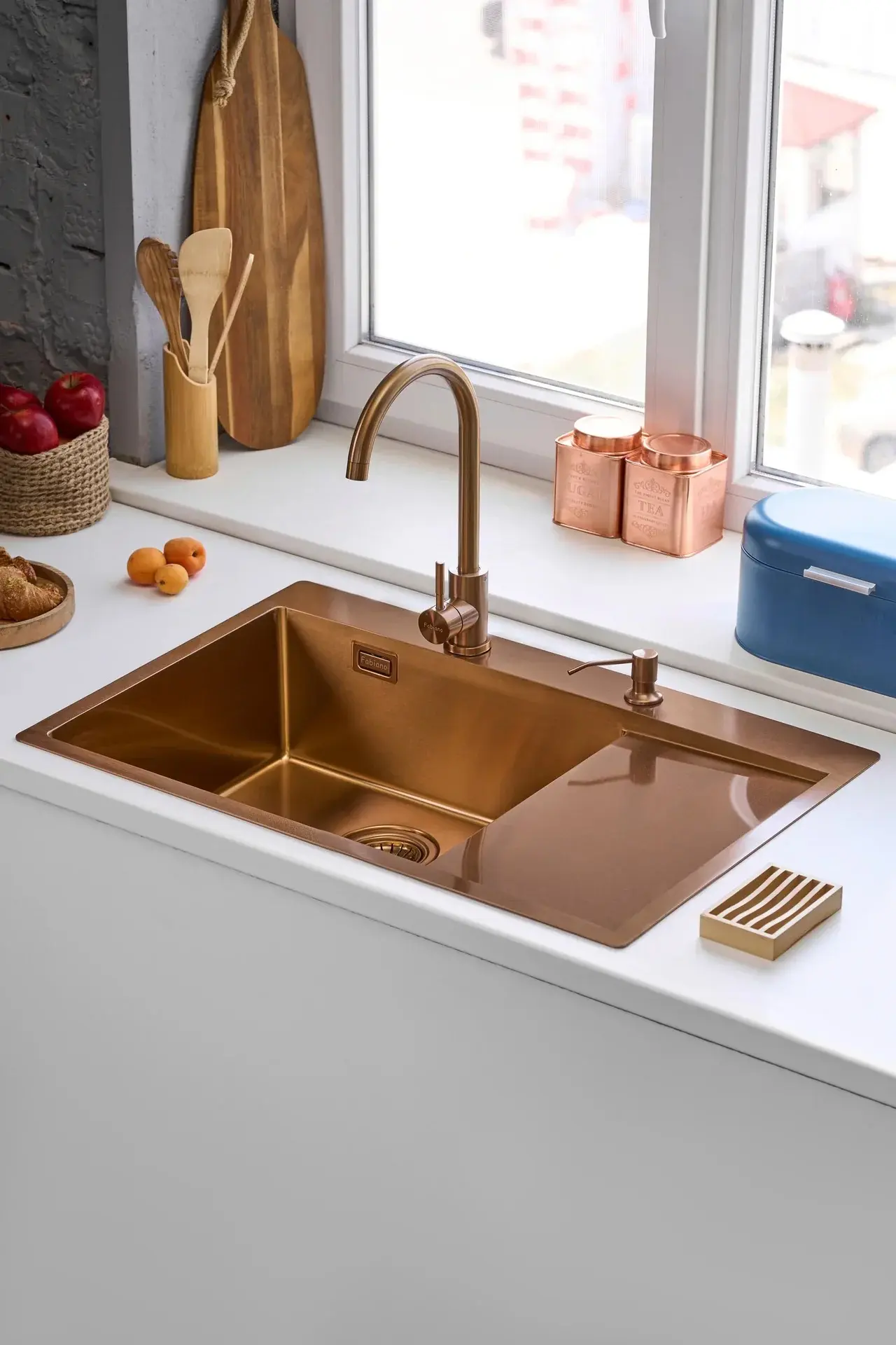 Chiuveta de bucatarie cu baterie si dozator Fabiano Nano PVD 78x51 (Bronze)