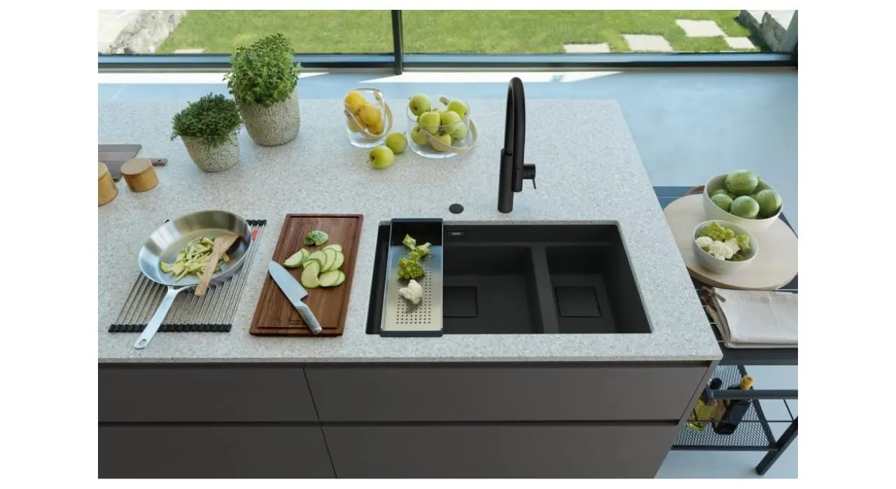 Кухонная мойка Franke Kubus 2 KNG 160-46-21 (Matte Black) - 2