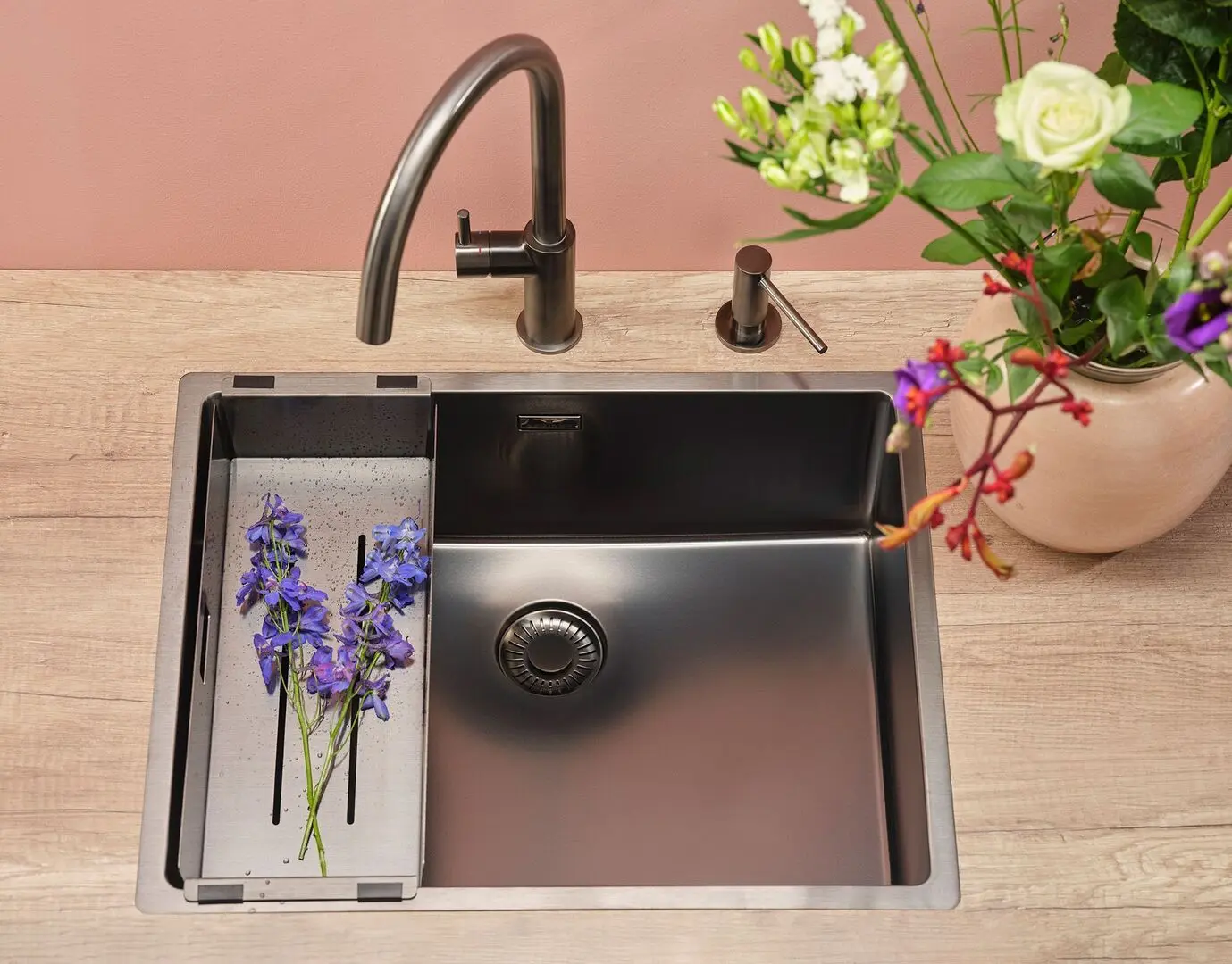 Кухонная мойка Reginox New York 50x40 Comfort R35146 (Gun Metal Silver)