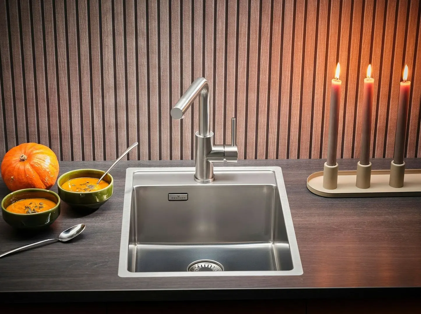 Мойка Reginox New York Tapwing R37423 (Stainless Steel)