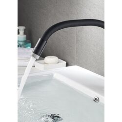 Смеситель для мойки Champion EZA-011 Reflector (Black) Thumb