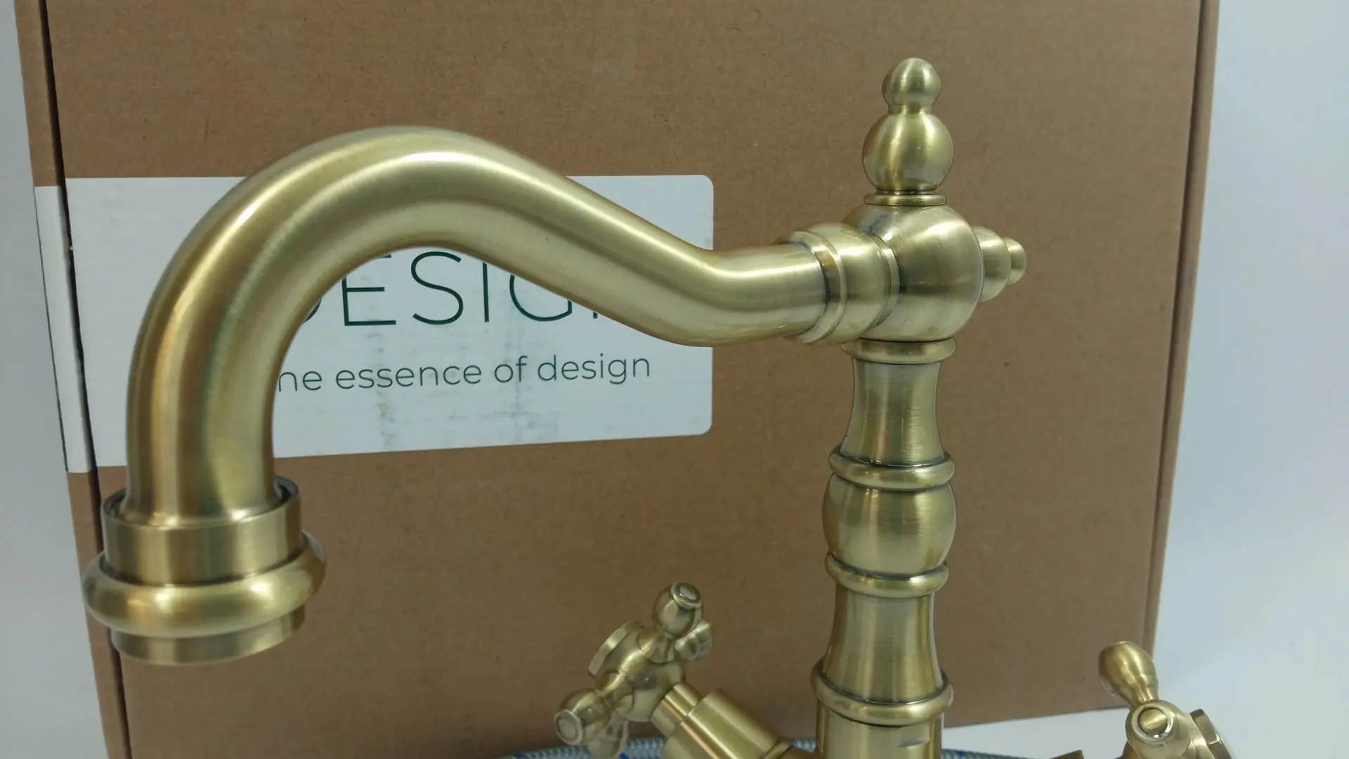 Смеситель для мойки F-Design Lacrima FD1-LRA-4-66 (Bronze)