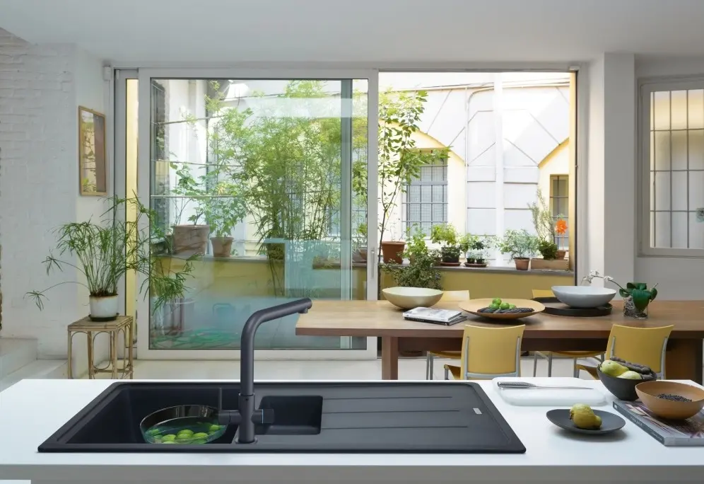 Смеситель для мойки Franke Smart Lina Clear Water (Matte Black)