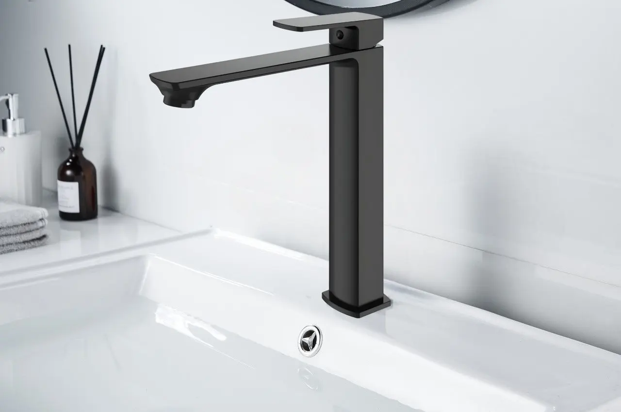 Смеситель для умывальника Gehler 1437592BF (Black)