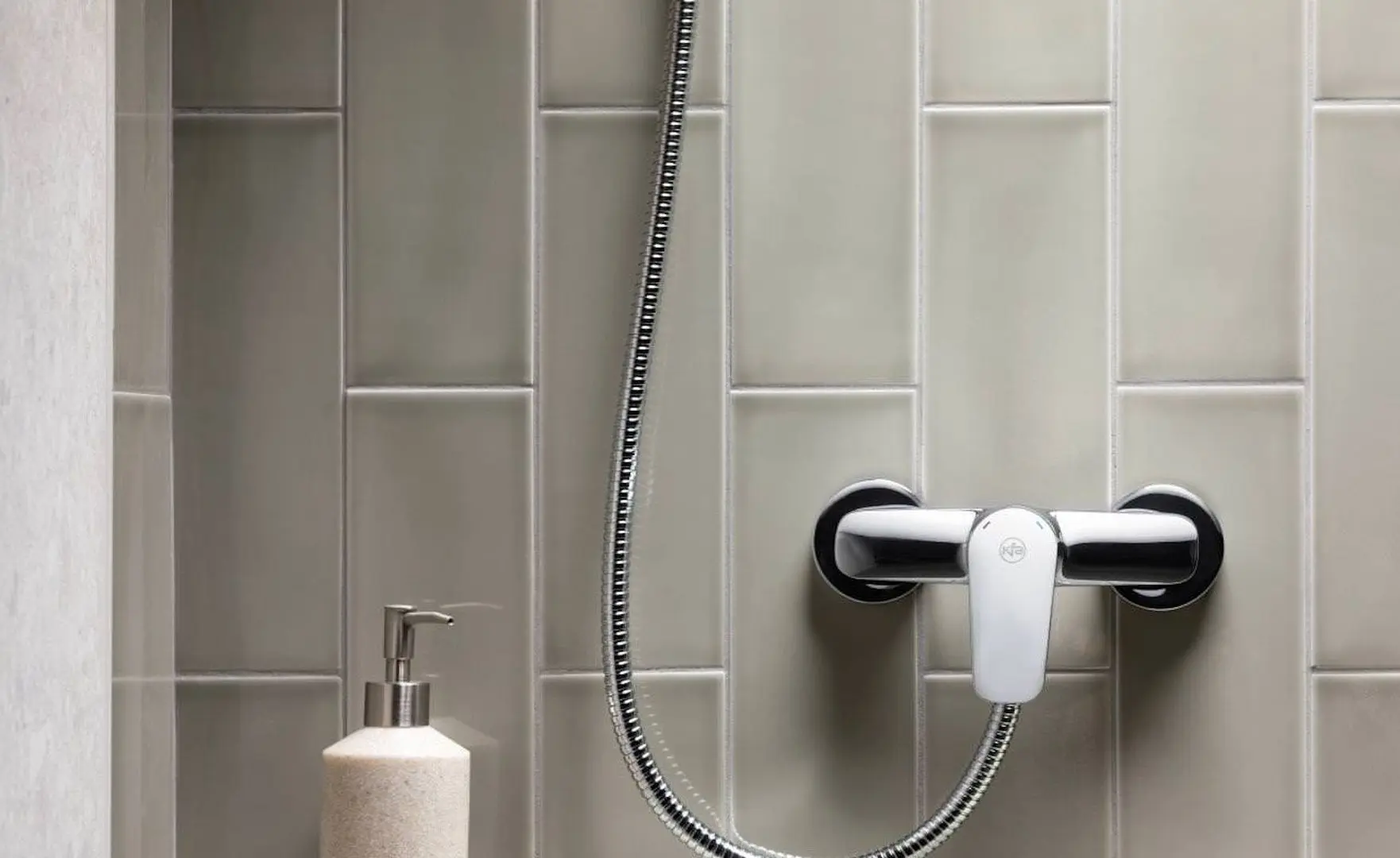 Baterie pentru dus KFA Armatura Abasha 5236-010-00 (Chrome)