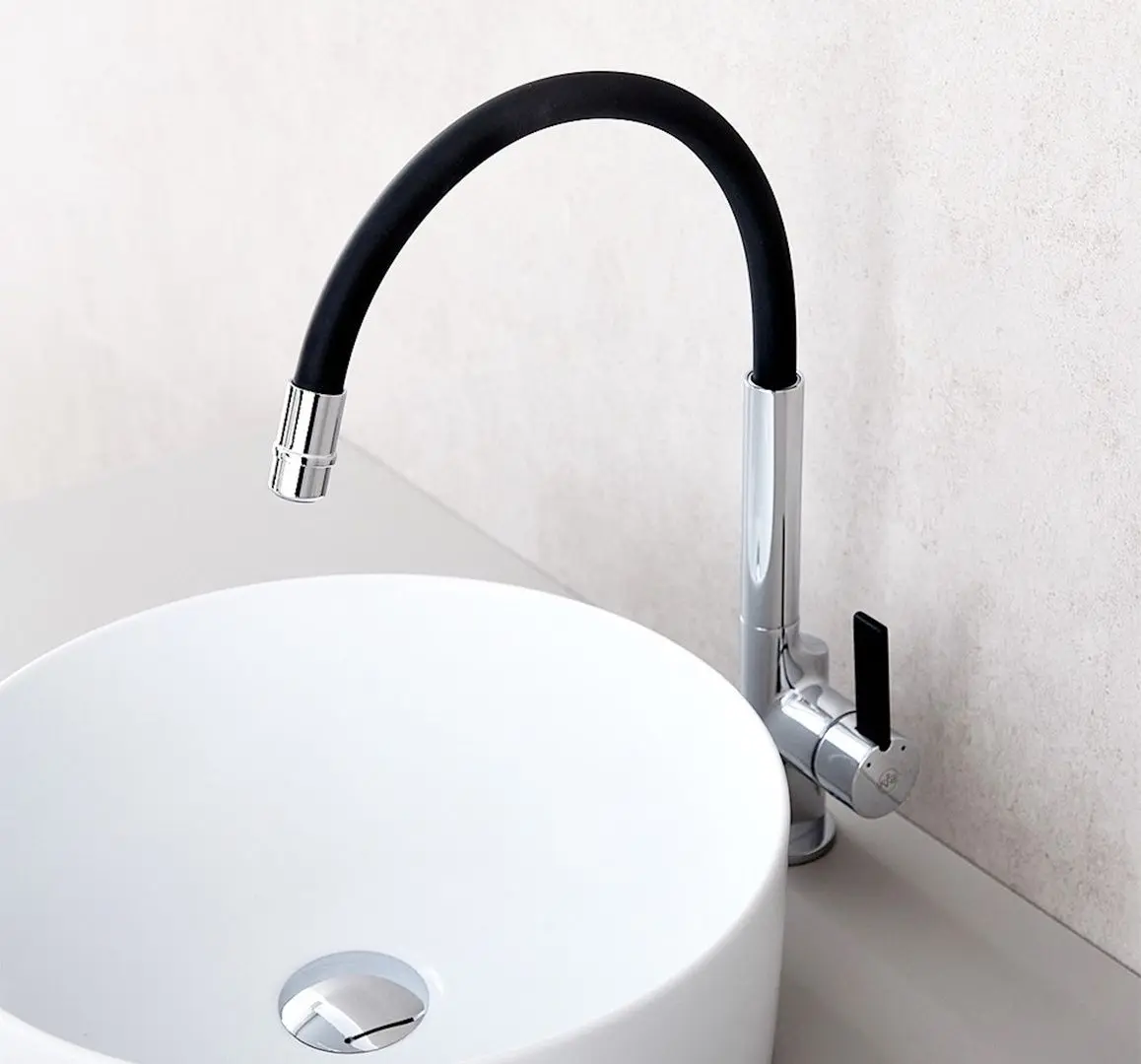 Baterie pentru chiuveta KFA Armatura Calix 6543-915-00 (Black/Chrome)