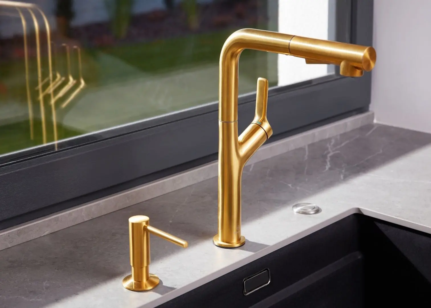 Смеситель для мойки KFA Armatura Duero Design 6623-220-31 (Gold Matte)