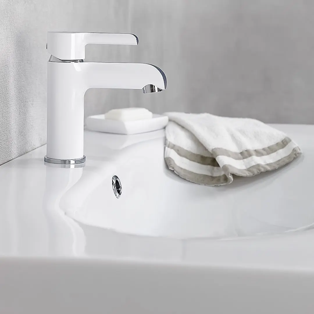 Смеситель для умывальника KFA Armatura Angelit 4722-815-00 (White/Chrome)