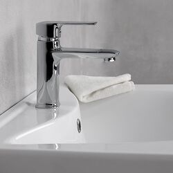 Смеситель для умывальника KFA Armatura Aquamaryn 4612-815-00 (Chrome) Thumb