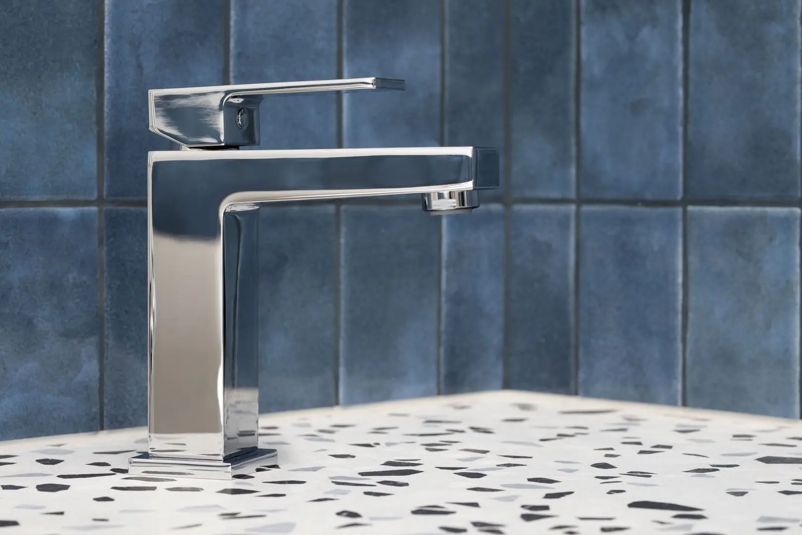 Baterie pentru lavoar KFA Armatura Logon 5132-815-00 (Chrome)