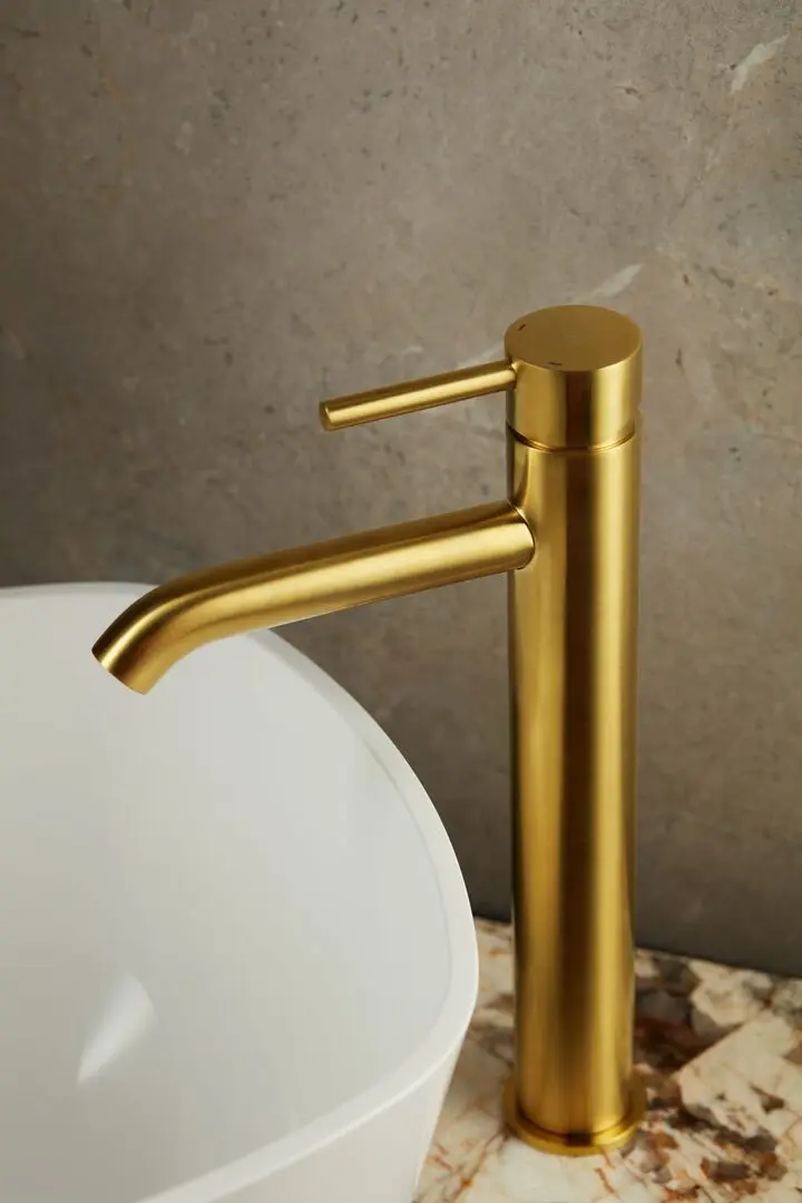 Смеситель для умывальника KFA Armatura Moza 5032-612-31 (Gold Matte)