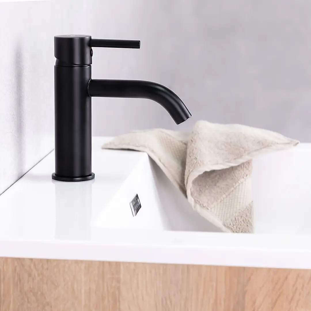 Смеситель для умывальника KFA Armatura Neda 5822-815-81 (Black)