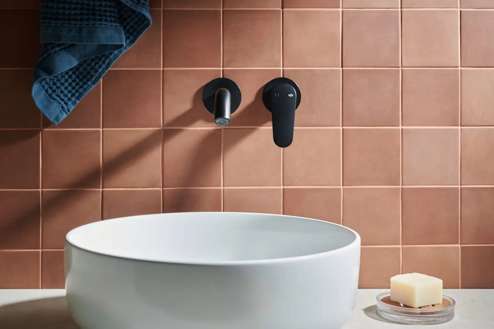 Смеситель для умывальника KFA Armatura Otava 5559-810-81 (Black)