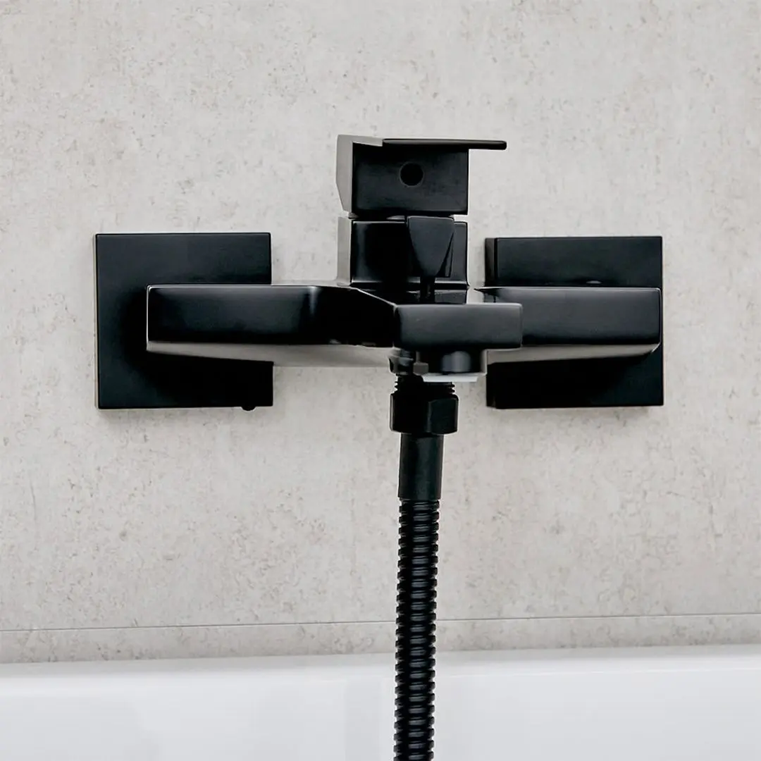 Смеситель для ванны и душа KFA Armatura Logon 5134-010-81 (Black)