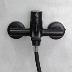 Смеситель для ванны и душа KFA Armatura Neda 5824-010-81 (Black) Thumb