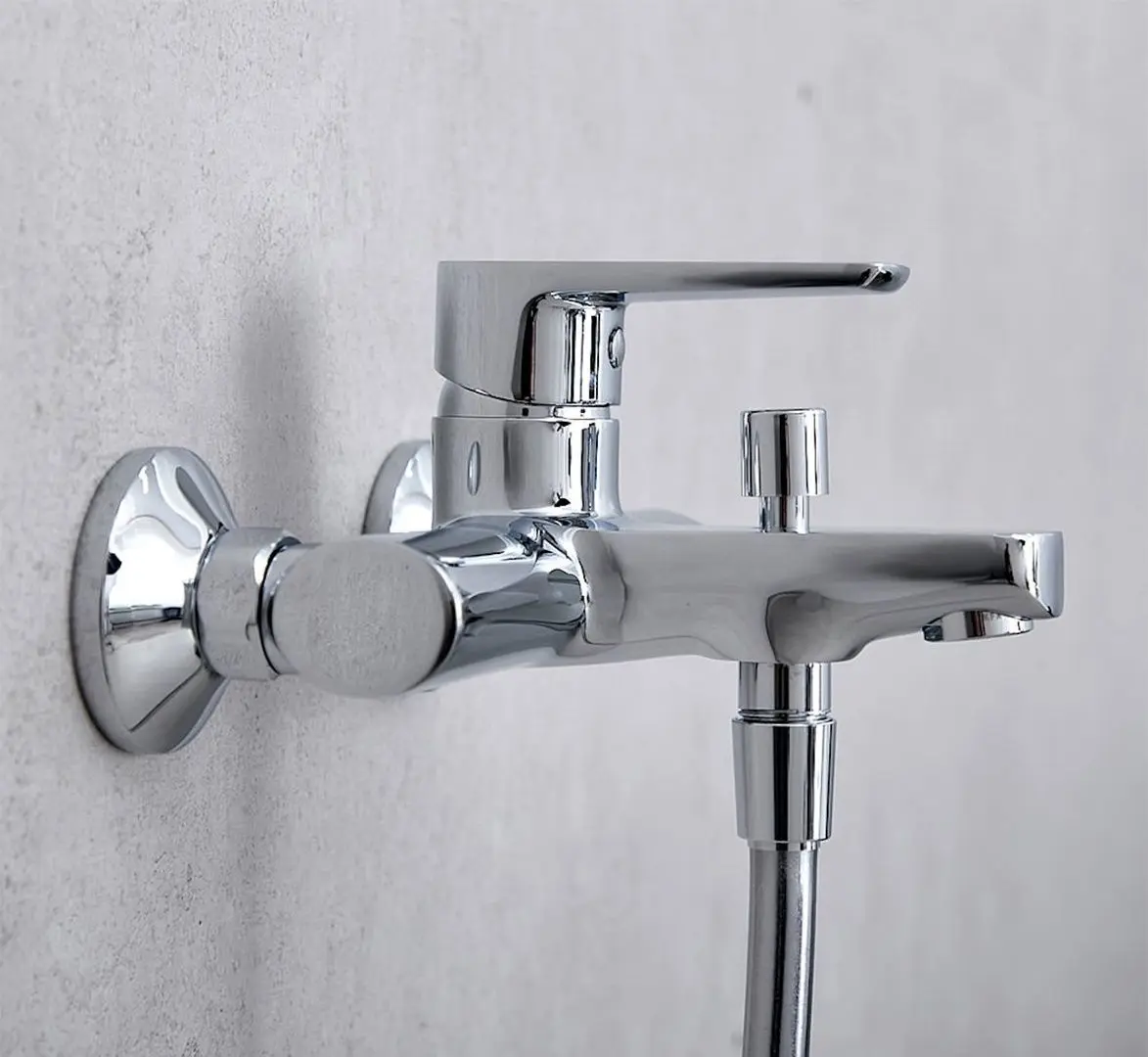 Смеситель для ванны и душа KFA Armatura Neon 5224-013-00 (Chrome)