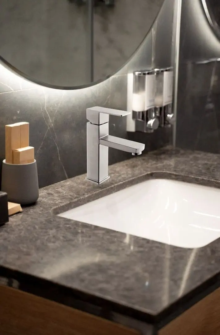 Baterie pentru lavoar Mat|eco Inox Cubo (Brushed Nickel)