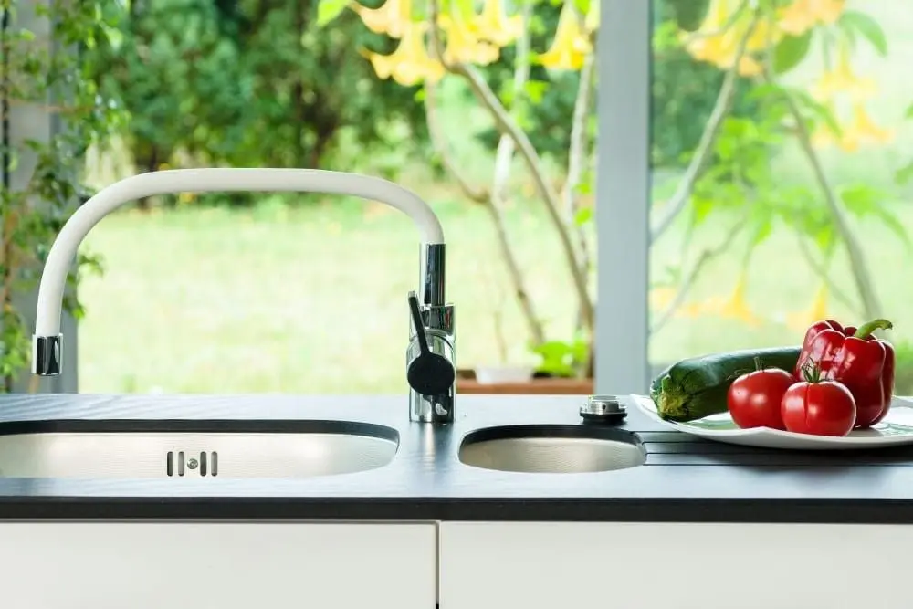 Смеситель для мойки Pyramis Flessi 090919538 (White/Chrome) - 5