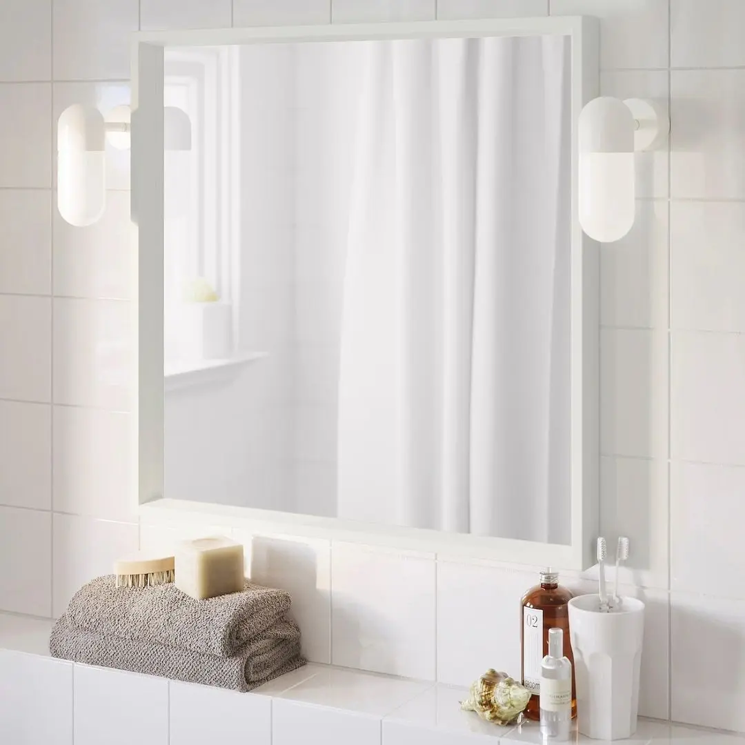 Oglinda Ikea Nissedal 65x65 (Alb)