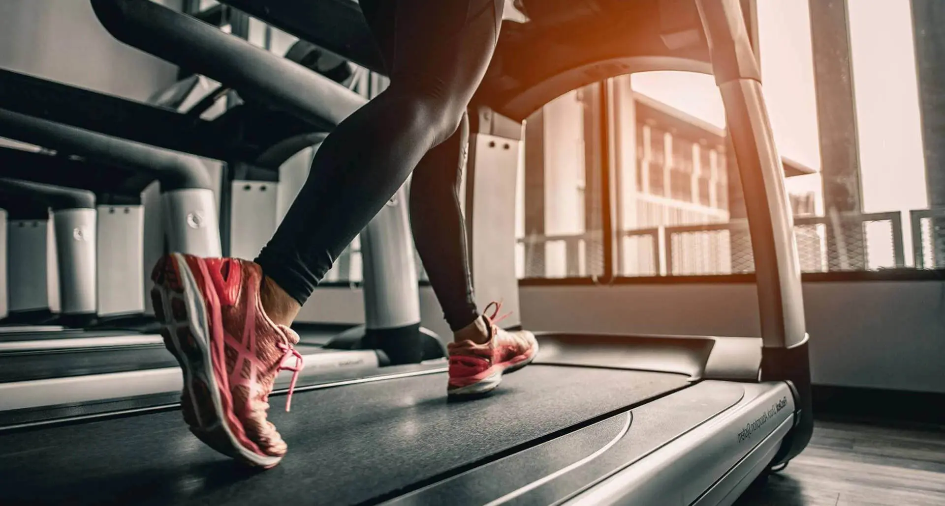 Banda de alergare BodyFit A1800 (Black)