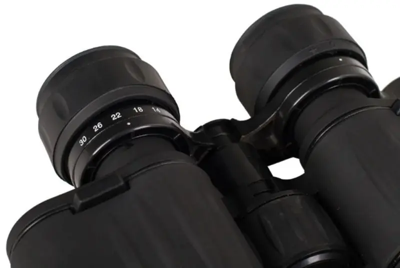 Бинокль Levenhuk Atom 10-30x50