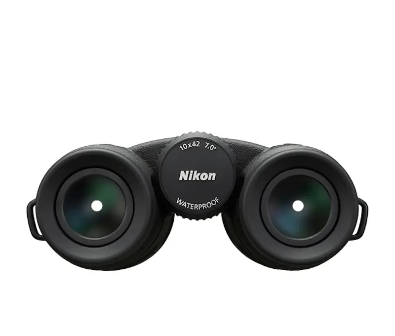 Binoclu Nikon Prostaff P7 10X42 (Black) - 3